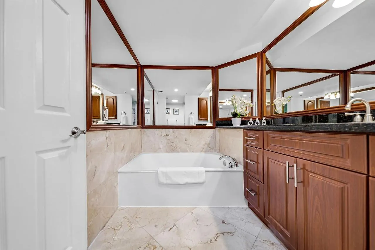 Unforgettable Water Views Oasis * Doral