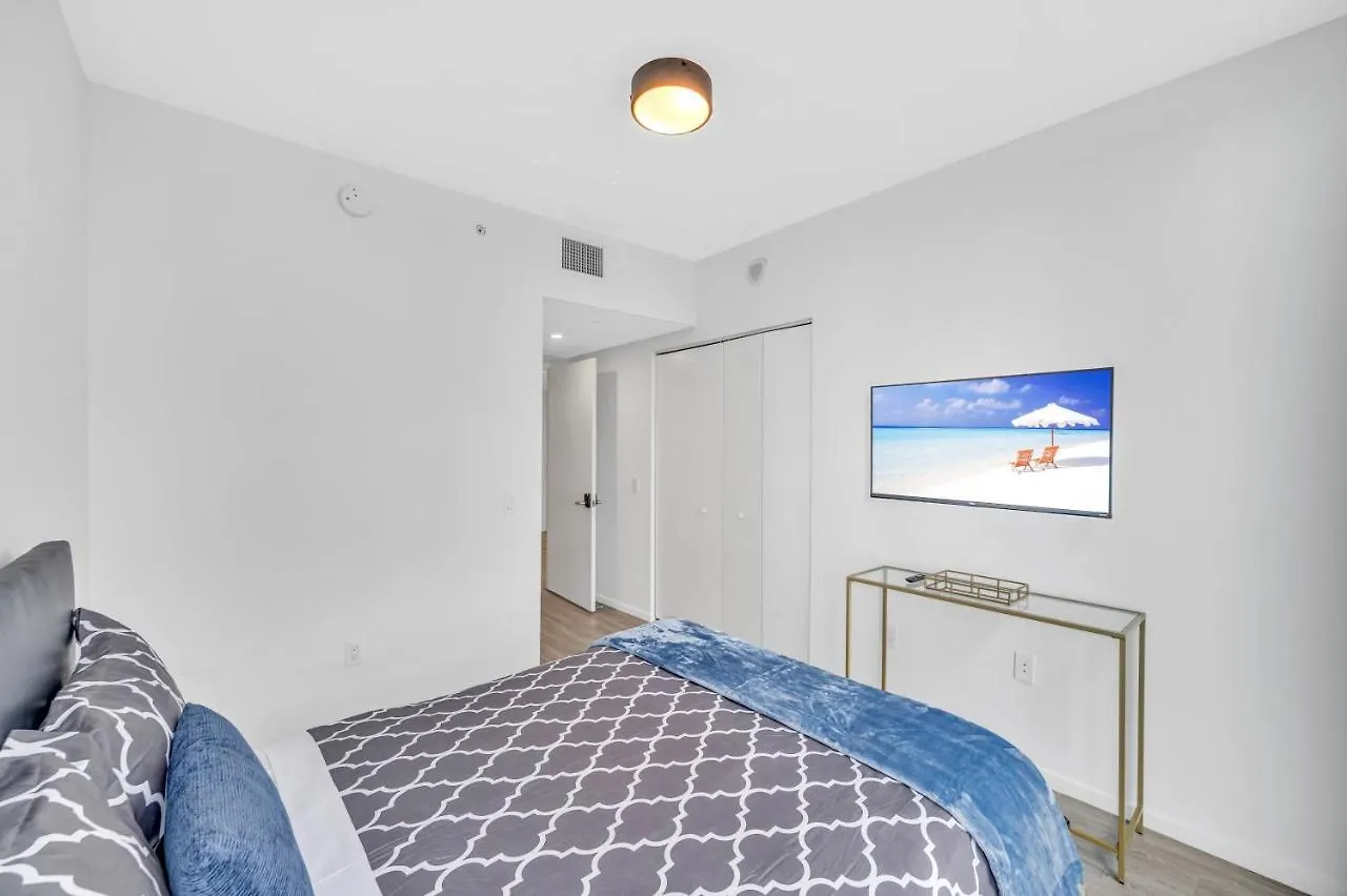 Nvcll Apartment *