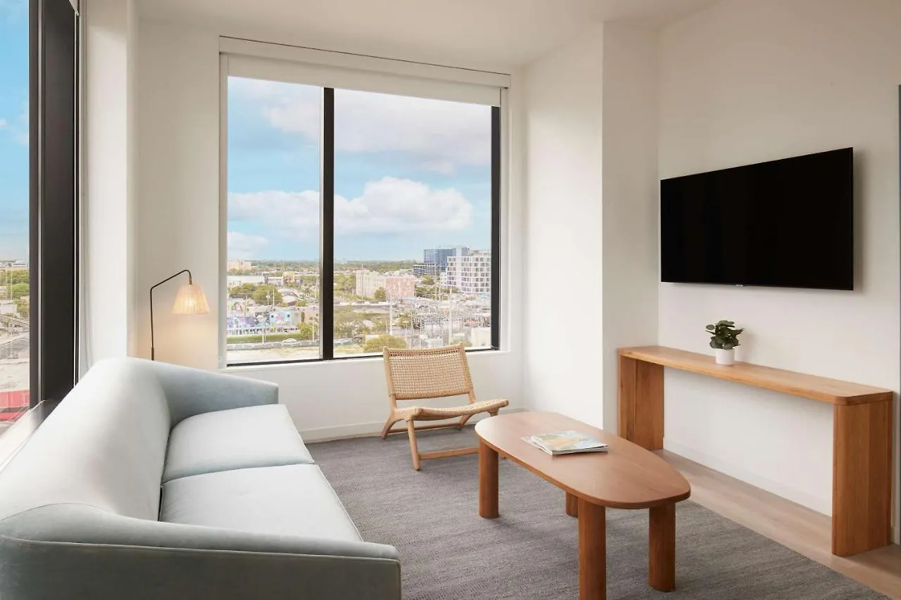 Arlo Wynwood 4*