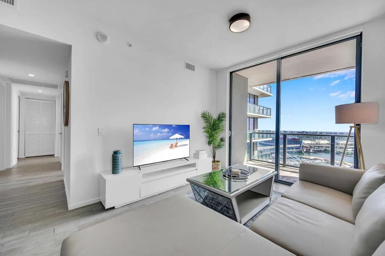 Nvcll Apartment