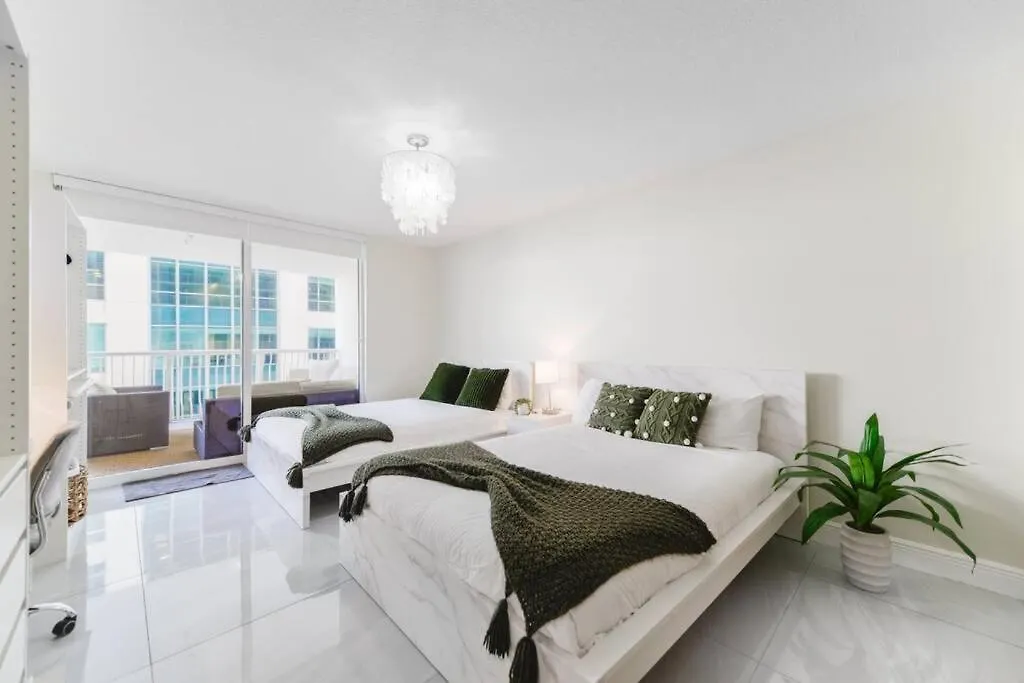 Apartment Fantastic 2/1 @brickell With Pool *
