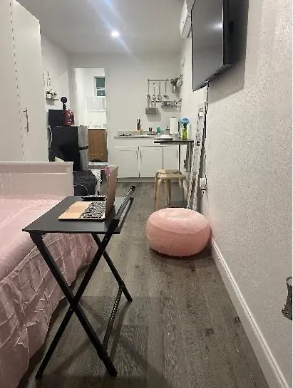 Tiny Place W Private Hot Jacuzzi 7 Min To International Airport Miami