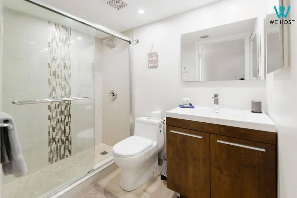 We Host Wonderful 3 Bedroom At Brickell W Gym 아파트 *