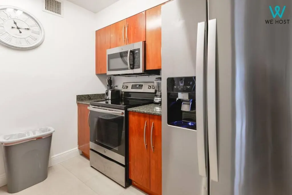 We Host Wonderful 3 Bedroom At Brickell W Gym 아파트 *