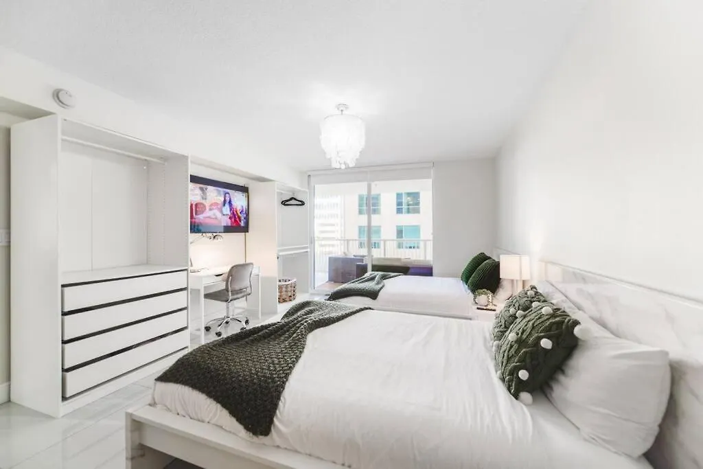 Apartment Fantastic 2/1 @brickell With Pool