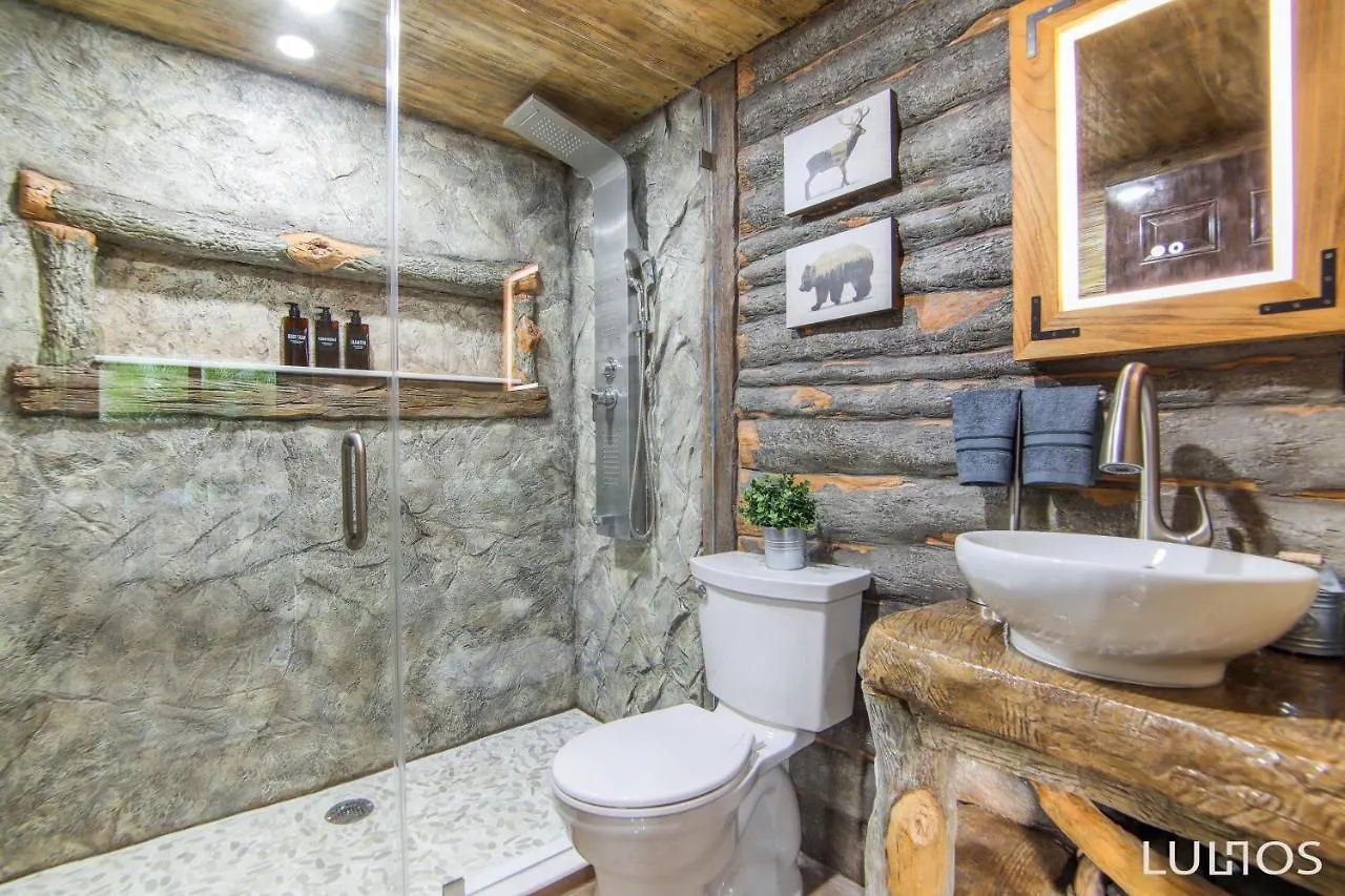 Tropicasa Paradise Near Beach-downtown With Heated Pool Mini Golf & Bbq L22 Villa