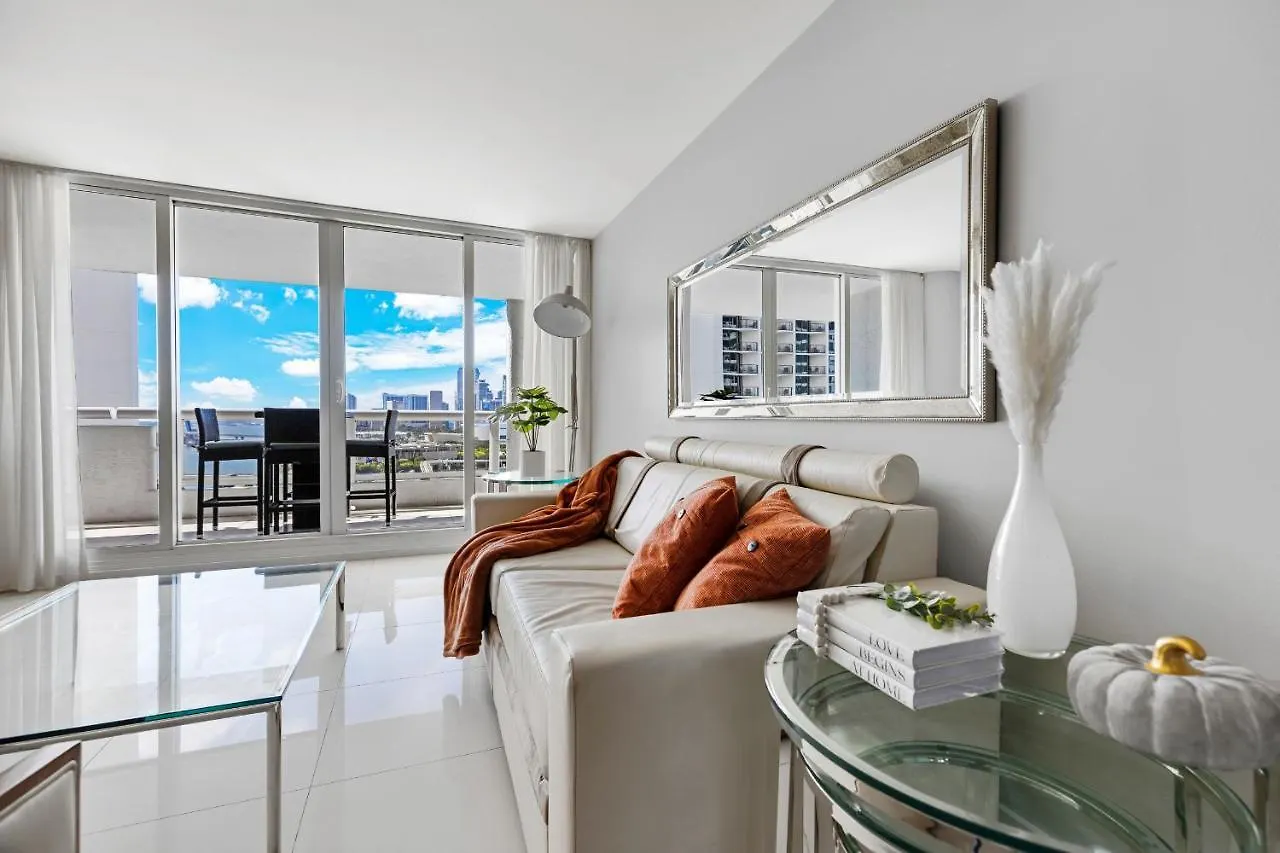 Edgewater Hideaway Minutes To Brickell Doral