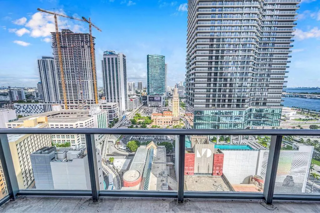 Lovely 1-bedroom Unit Downtown Miami/arena View Μαϊάμι