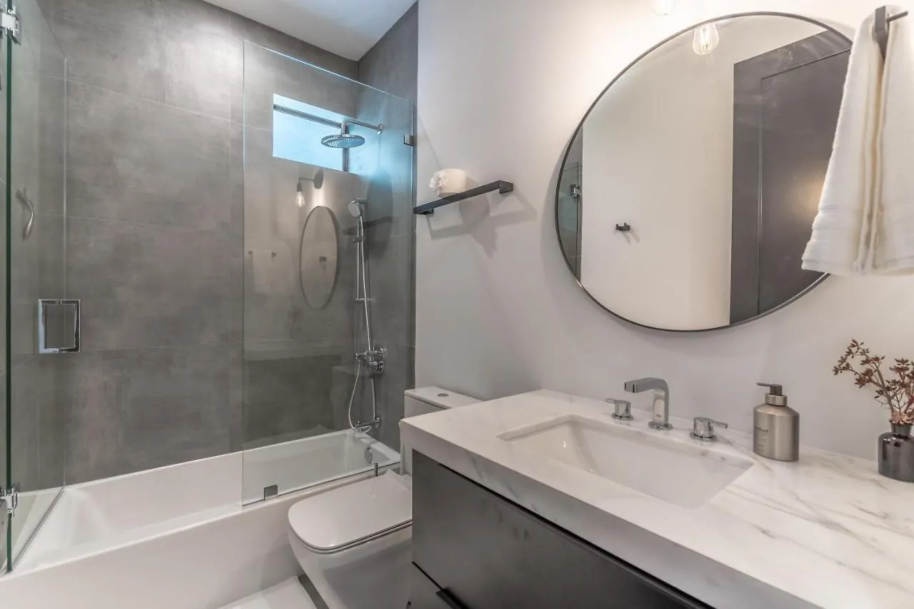 Lux With Pool, Wynwood House By Rovetravel Holiday home *