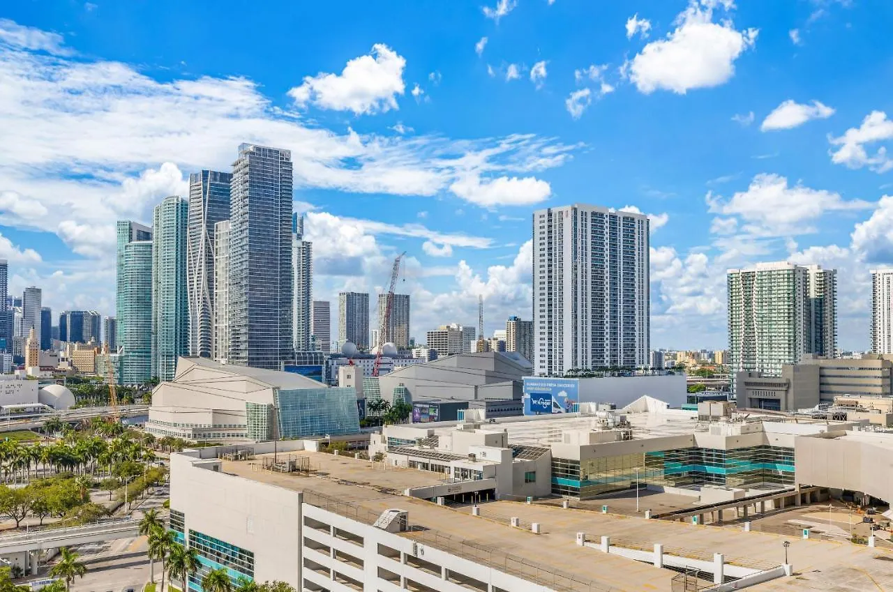 Edgewater Hideaway Minutes To Brickell * Doral