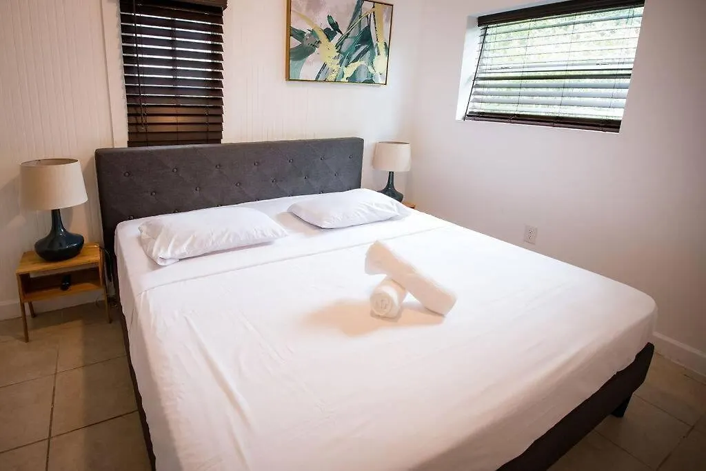 3 Bedroom 15 Minutes To The Holiday home
