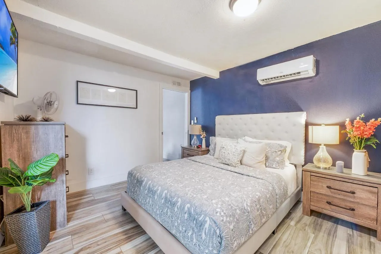 度假居 Cozy Miami Apt 8Min To Airport, Modern Kitchen L03A 迈阿密
