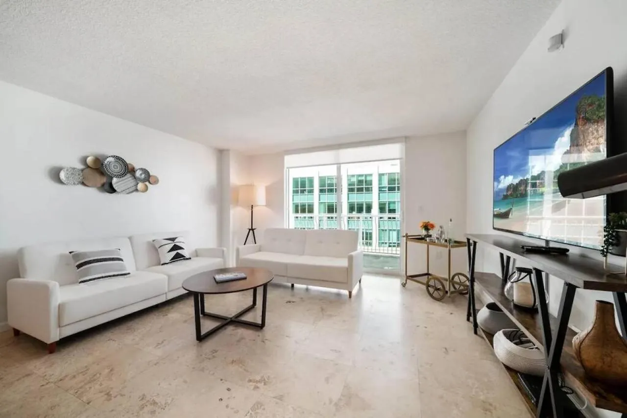 Casa vacanze Penthouse W Private Balcony King Bed Parking Miami