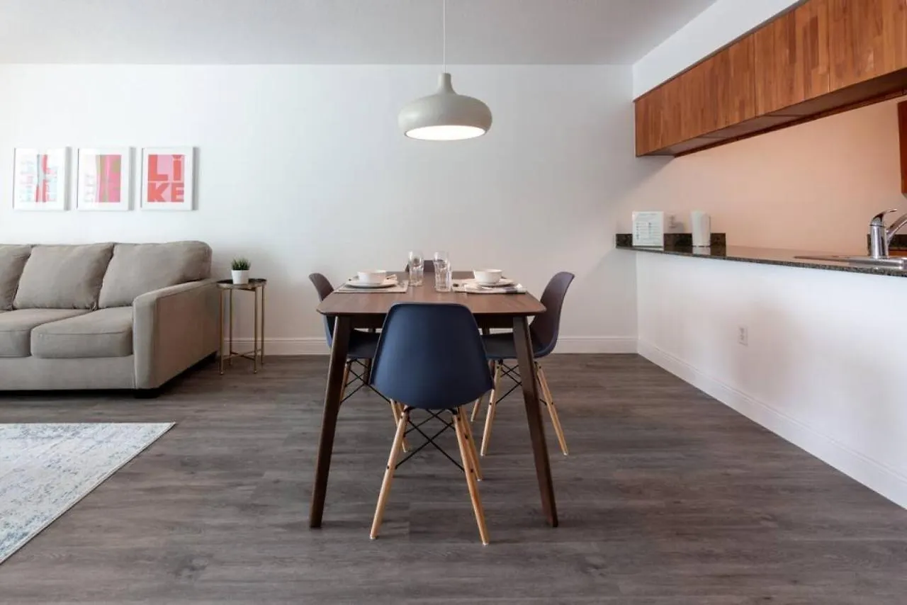 Super Cool 1br In Brickell With Parking Holiday home Miami
