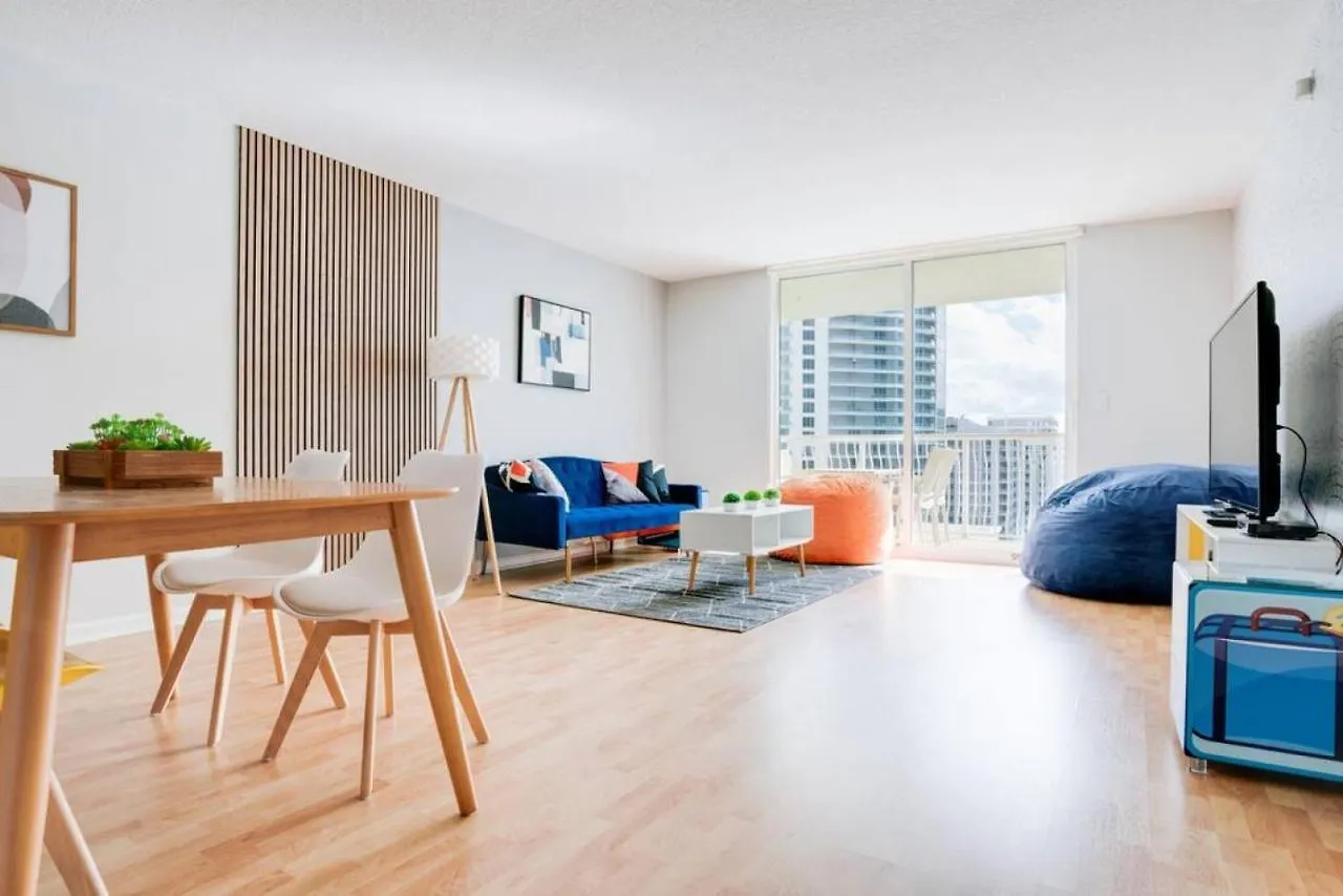 Ocean And Views Lux Brickell Sleeps 4, King Bed * Miami