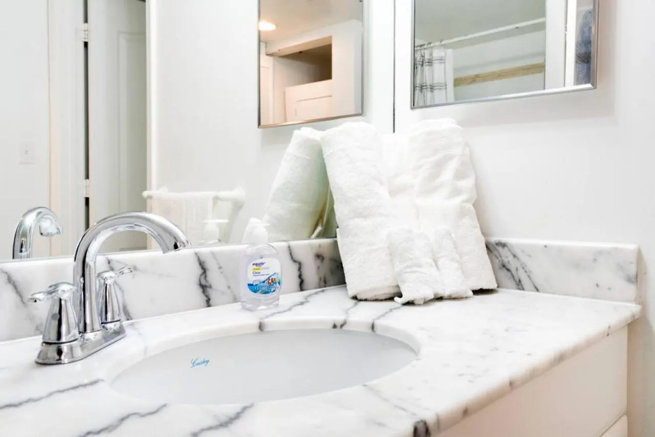 Ocean And Views Lux Brickell Sleeps 4, King Bed Semesterbostad Miami