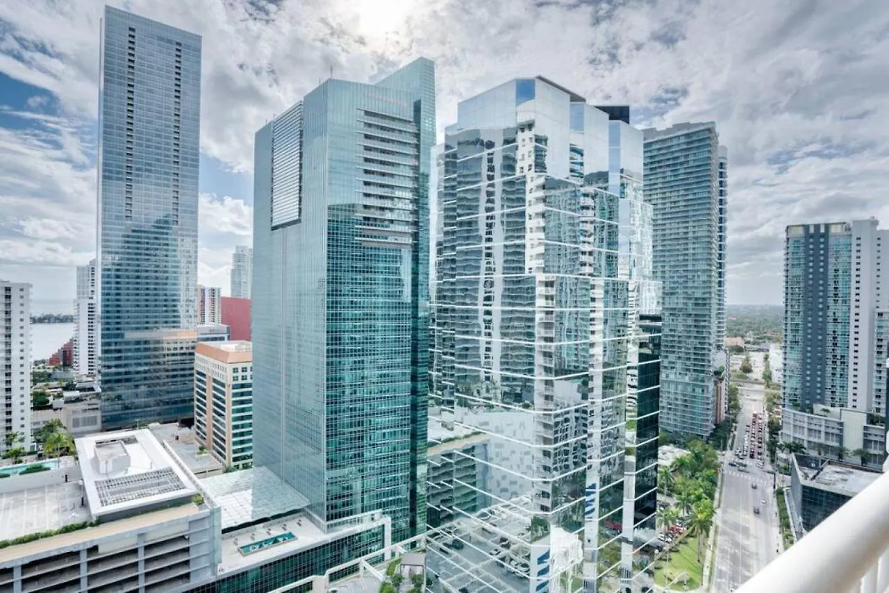 Semesterbostad Ocean And Views Lux Brickell Sleeps 4, King Bed Miami