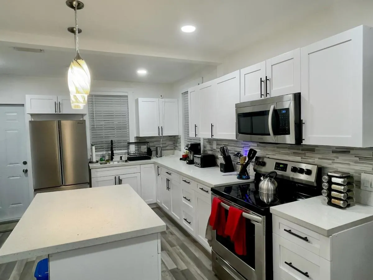 Designer House 3 Bed King Bed Close To South Beach בית נופש *