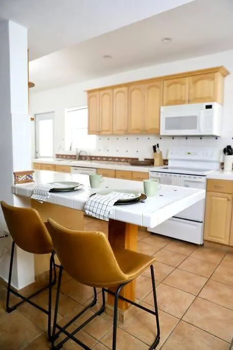 Holiday home Spacious Tropical Oasis - 1/2 Acre In Heart Of Mia