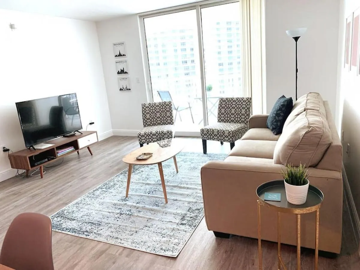 Super Cool 1br In Brickell With Parking Holiday home Miami