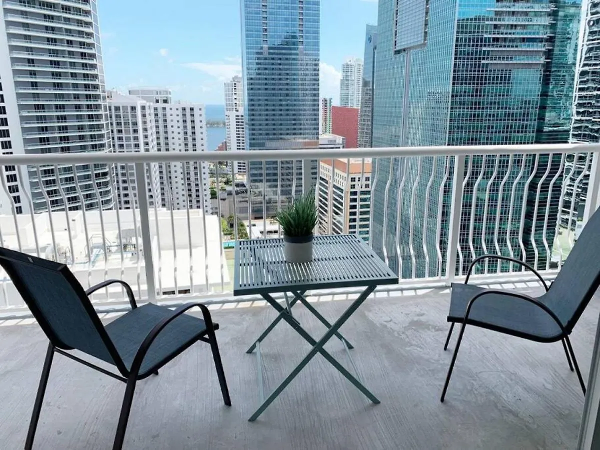 Super Cool 1br In Brickell With Parking Holiday home *