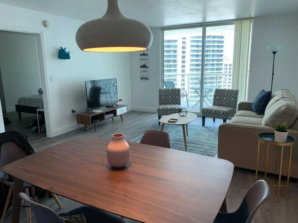 Holiday home Super Cool 1br In Brickell With Parking *