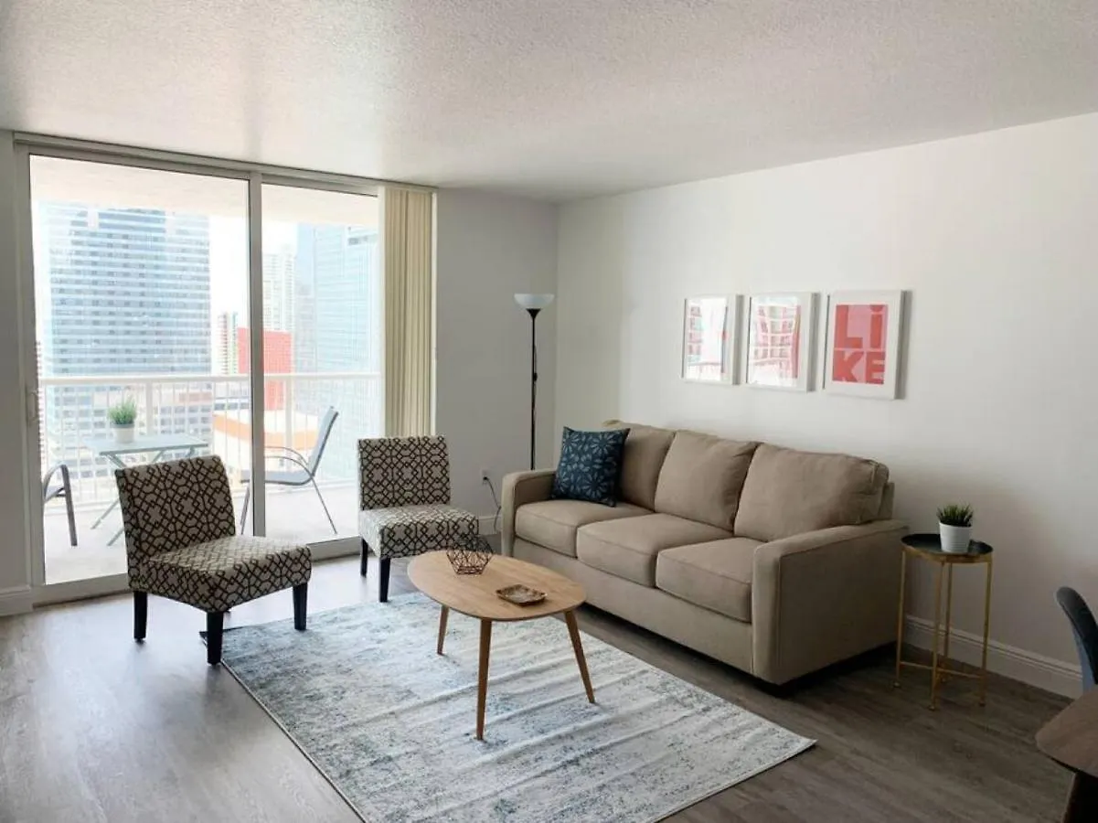 Super Cool 1br In Brickell With Parking