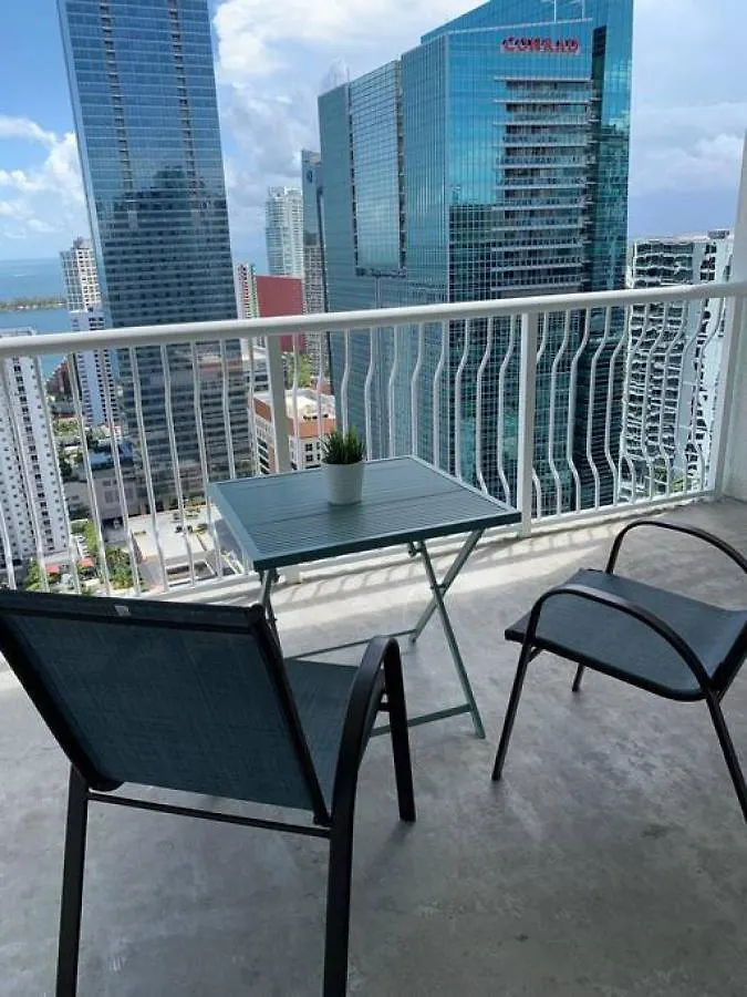 Sunshine Ocean And Views 1 Bedroom Paradise With Parking Holiday home Miami