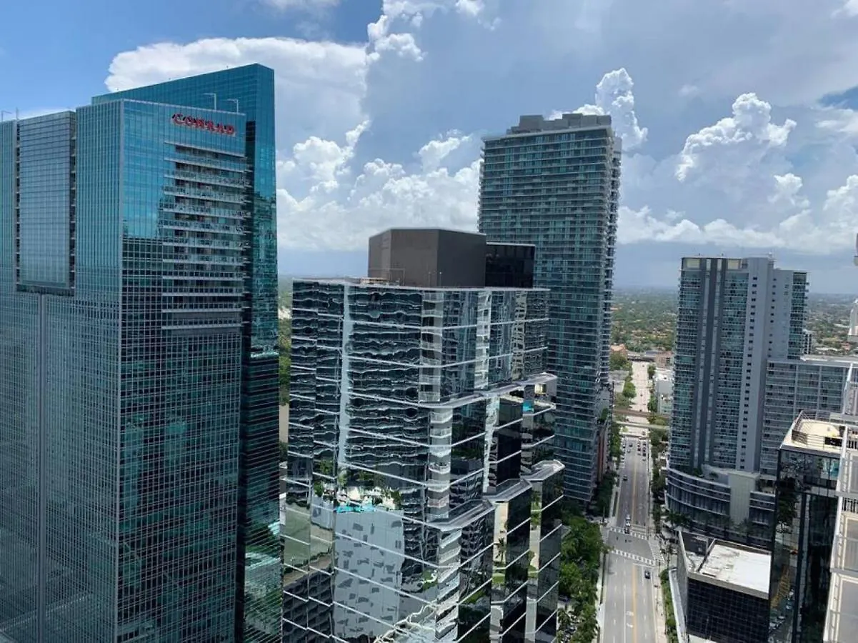 Sunshine Ocean And Views 1 Bedroom Paradise With Parking Miami