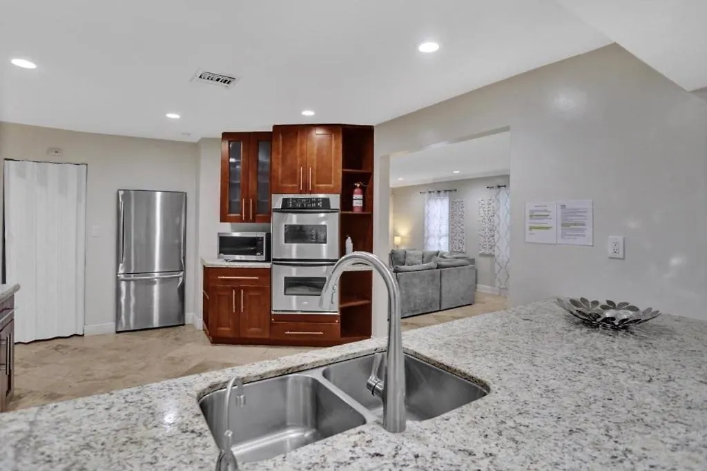 Villa Casa Ria Miami