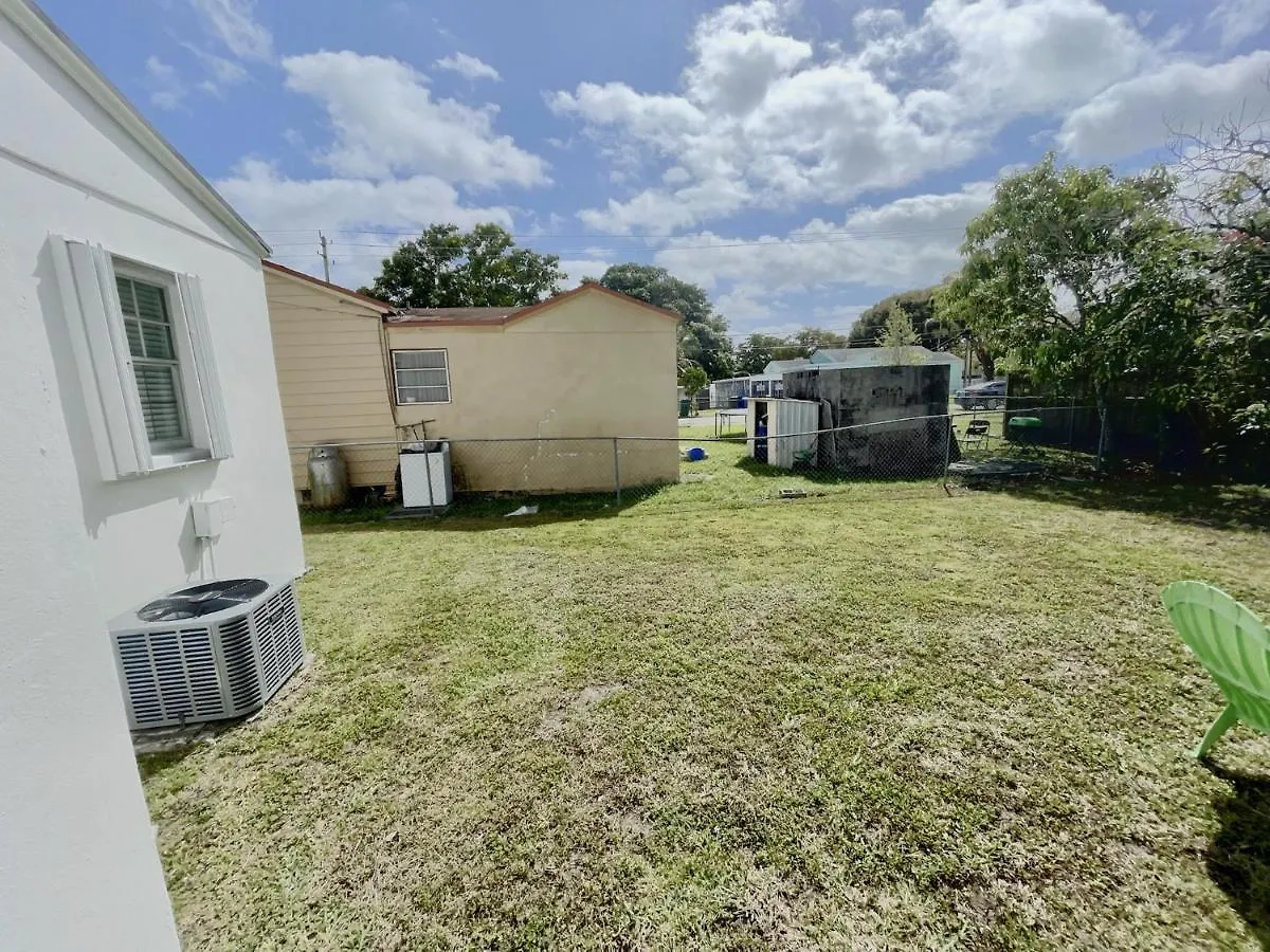 Designer House 3 Bed King Bed Close To South Beach * Miami