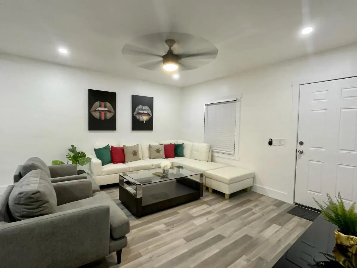 Holiday home Designer House 3 Bed King Bed Close To South Beach Miami