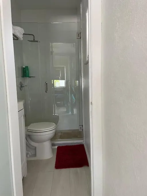 Comfortable Modern Apartment- Location. Apartmán