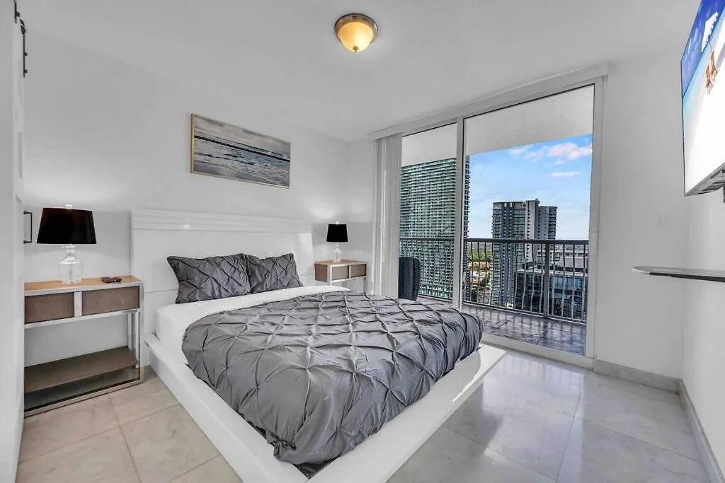 Apartment Iconic High Floor 3 Bedrooms In The Heart Of