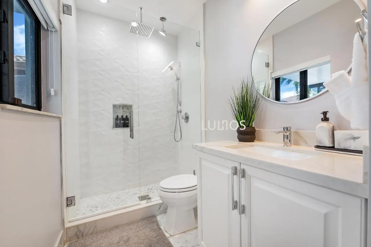 Luxury Oasis - Heated Pool, Game Extravaganza L44 Holiday home