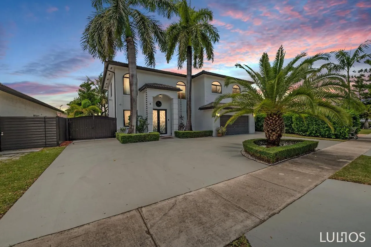 Luxury Oasis - Heated Pool, Game Extravaganza L44 *