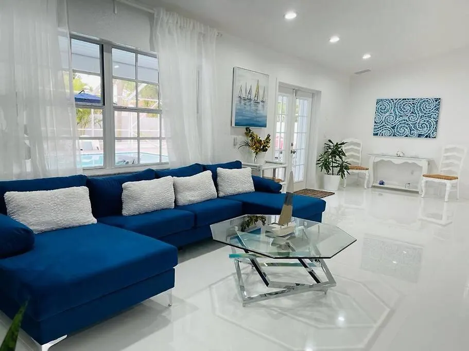 Villa In Miami