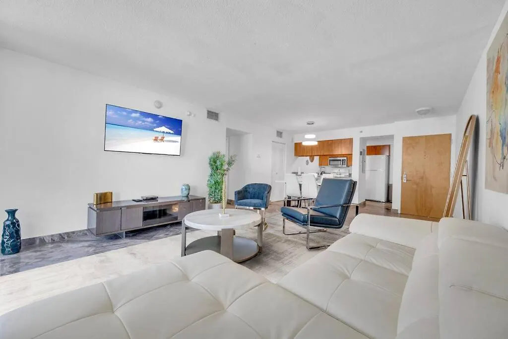 Apartment Iconic High Floor 3 Bedrooms In The Heart Of