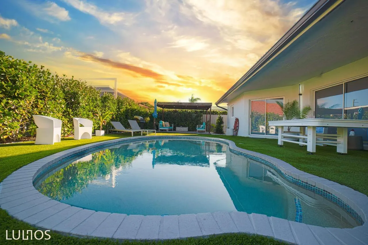度假居 Breezy Oasis With Pooltable, Heated Pool, Golf & Gazeebo L29 迈阿密