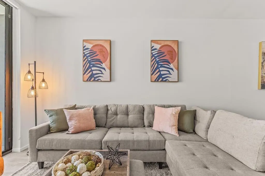 Apartment 2 Bedroom Luxury Oceanview *