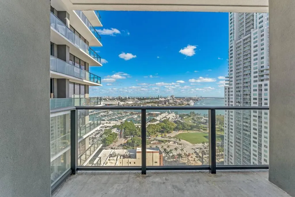 Apartment 2 Bedroom Luxury Oceanview