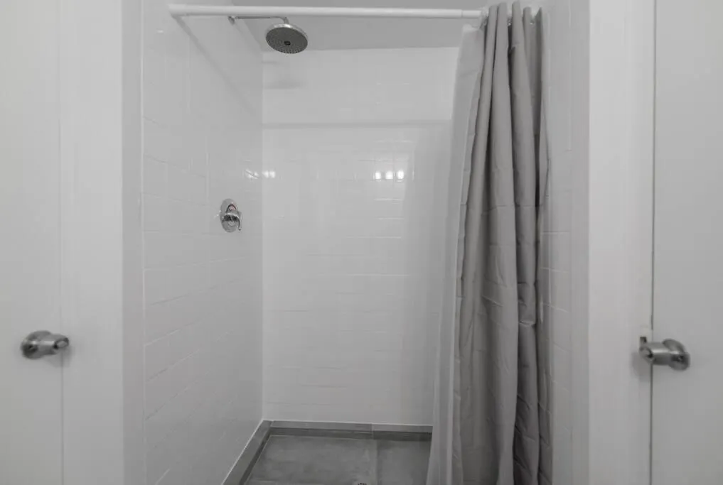 Great 2 Bedroom Near The Miami