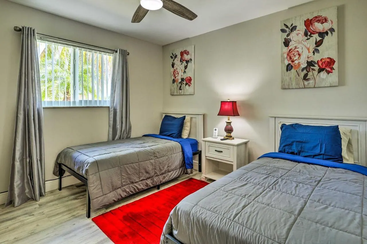 Holiday home Gated Southern 22 Mi To Downtown!