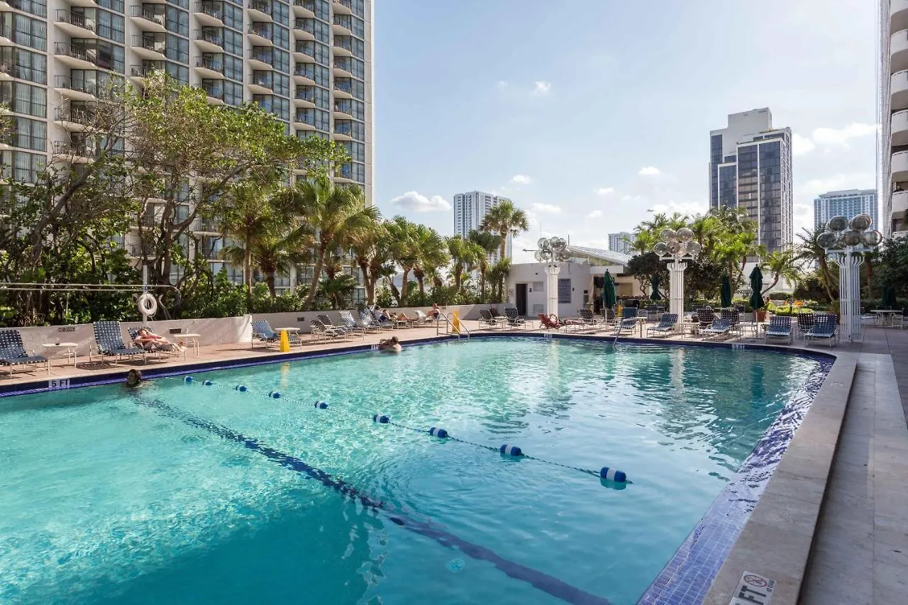 Edgewater Hideaway Minutes To Brickell Apartment