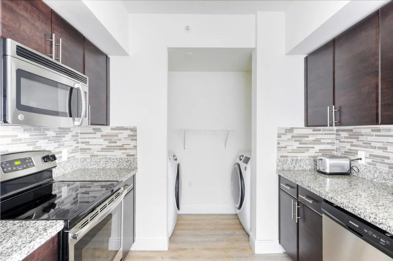 Coral Gables 2br W Wd Pool Gym Near Shops Mia-45 Апартаменты Майами