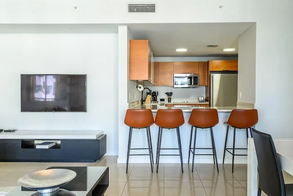 Apartment Luxury 2bd 2ba Wynwood With Pool & Free Parking Miami