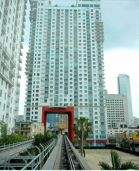 Luxury Loft In The Heart Of Downtown Miami. Apartment *