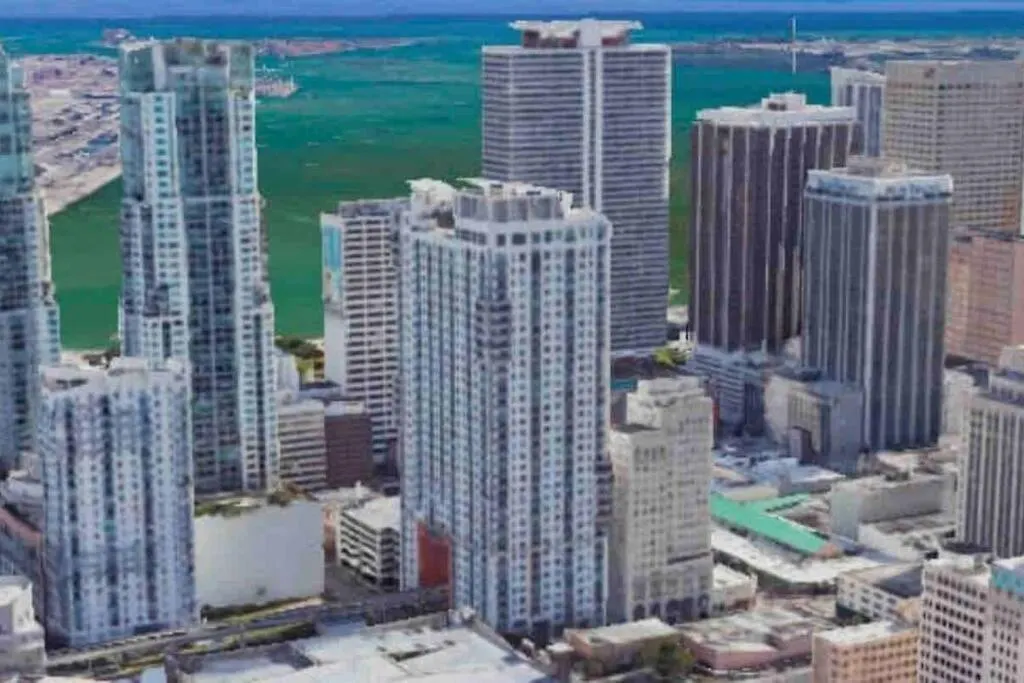 Luxury Loft In The Heart Of Downtown Miami.