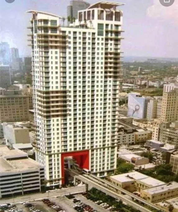 Luxury Loft In The Heart Of Downtown Miami. Apartment *