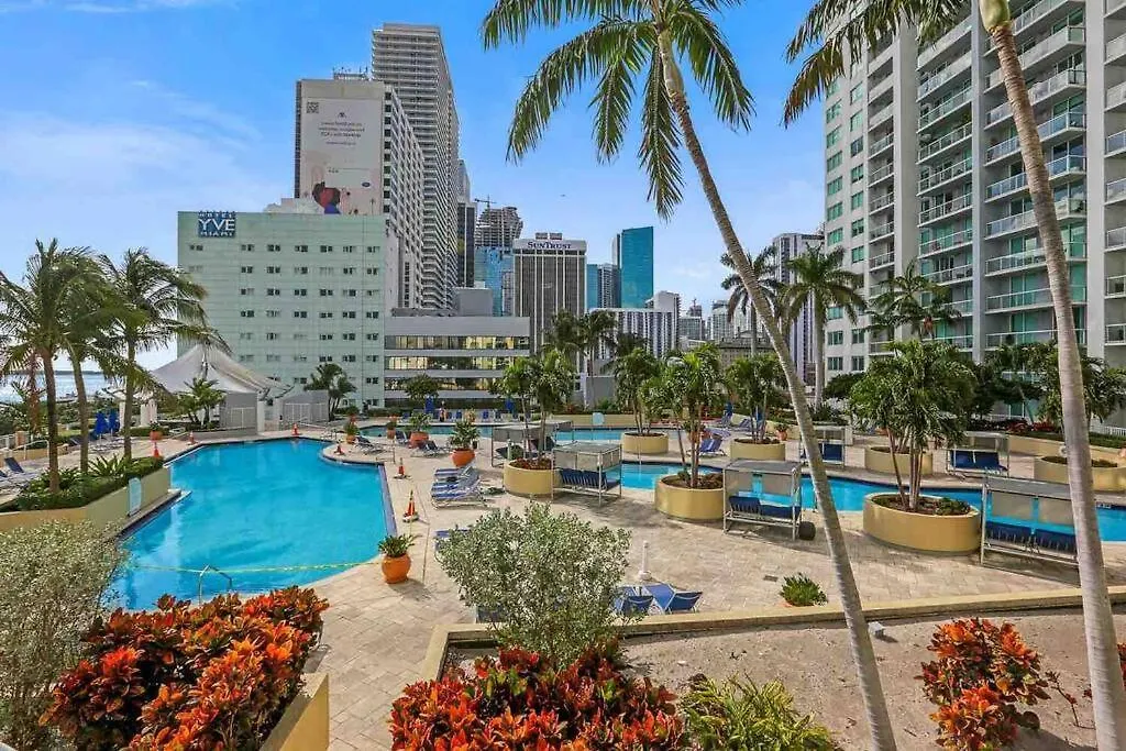 And Luxurious Living In Downtown